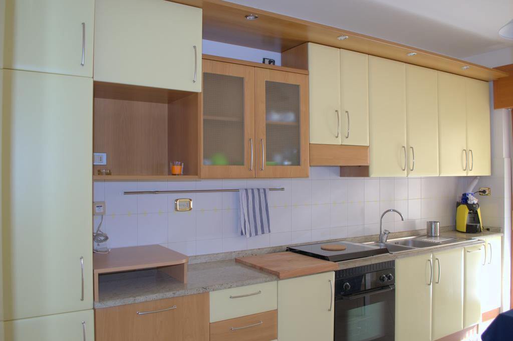 Casa Vacanze La Rocca Apartment มาเตรา ภายนอก รูปภาพ